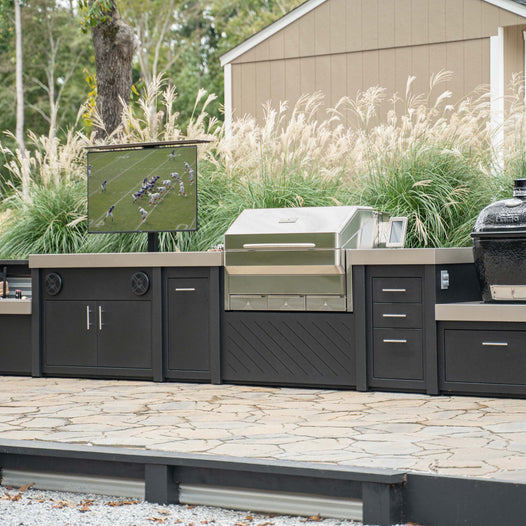 Designing a Modern Outdoor Kitchen 