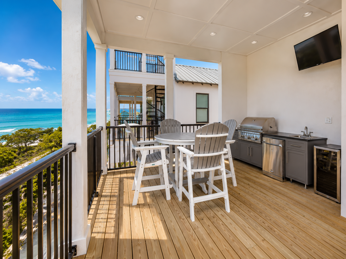 Stono Outdoor Living Coastal / Deck setting