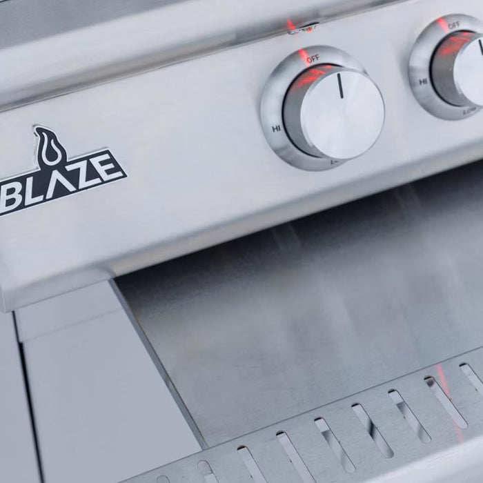 Blaze 26-in Built-In Natural Gas Outdoor Oven w/ Bluetooth Probes & Rotisserie - BLZ-LTE3OVN-NG