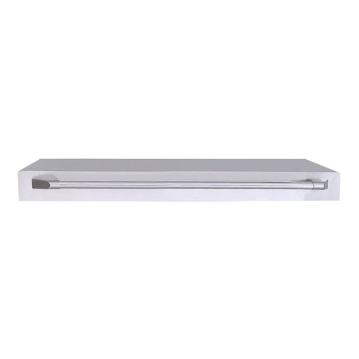 Stono Outdoor Living A sleek Le Griddle OMLLID105 stainless steel lid, designed for GFE105 and OML105/OML105C, keeps your 105 griddles or accessories organized and protected.