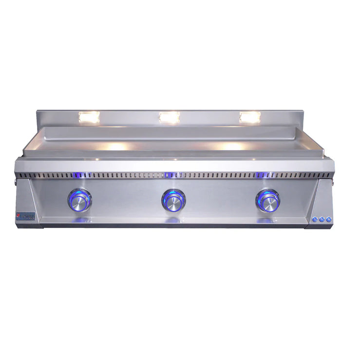 Stono Outdoor Living The Le Griddle Pro Series 105 by Le Griddle is a stainless steel, 3-burner natural gas griddle with interior lights and a 6mm flat plate—ideal for commercial use. Model OML105P6.